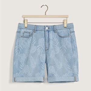d/C Jeans Curvy Denim Shorts 24W Light Wash Leaf Print Mid Rise Plus Size